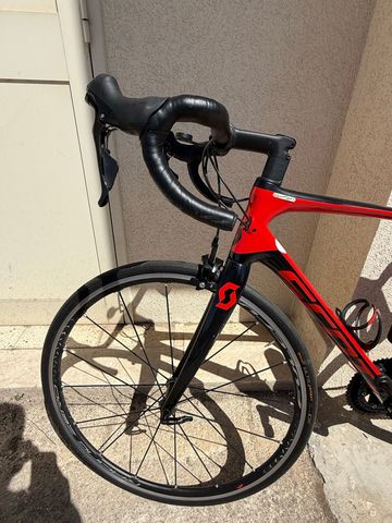 Used Scott Addict 20 2019 2019 Road & Gravel, Red — image 5 of 7