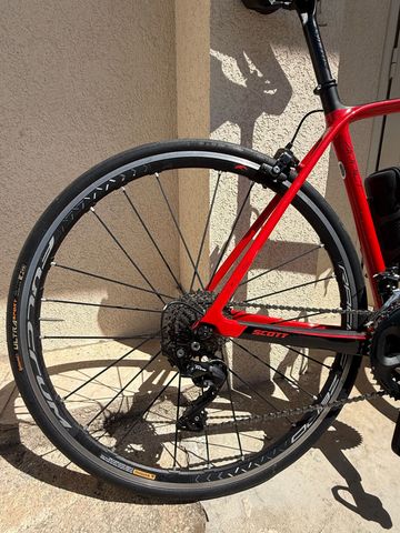 Použité Scott Addict 20 2019 2019 Road & Gravel