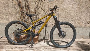 Specialized Status Shimano Deore XT 2024 MTB usato
