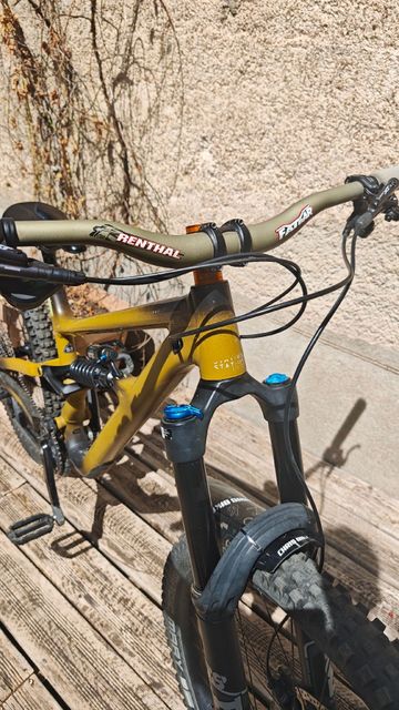 Brugt Specialized Status Shimano Deore XT 2024 Mountainbike — billede 2 af 10