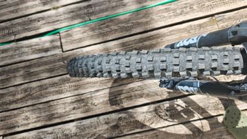 Brugt Specialized Status Shimano Deore XT 2024 Mountainbike — billede 10 af 10