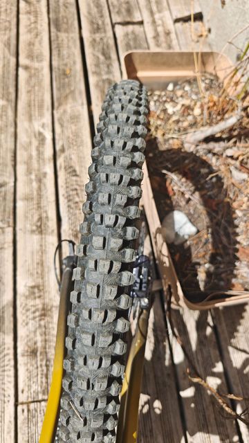 Brugt Specialized Status Shimano Deore XT 2024 Mountainbike — billede 9 af 10