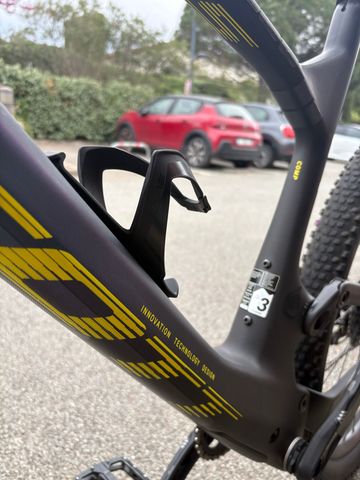 Použité Scott Spark RC Comp 2024 2024 Mountainbike — obrázek 7 z 11