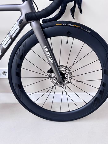 Použité Elves Custom Shimano 105 Di2 2023 Road & Gravel — obrázek 7 z 11