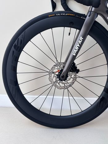Použité Elves Custom Shimano 105 Di2 2023 Road & Gravel — obrázek 9 z 11