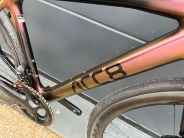 Použité ARC 8 Custom Shimano Ultegra Di2 2024 Road & Gravel — obrázek 18 z 20
