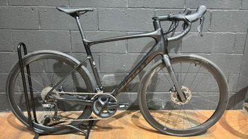 Giant Defy Advanced Pro 2 Ultegra 2022 2022 Road & Gravel usato