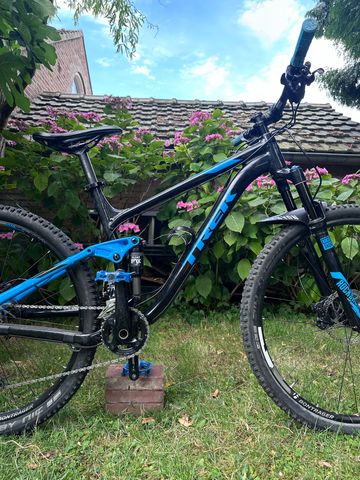 Trek Fuel EX 7 29 2018 2018 Mountainbike usato, Nero — immagine 17 di 17