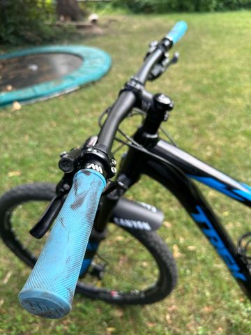 Trek Fuel EX 7 29 2018 2018 Mountainbike usato, Nero — immagine 14 di 17