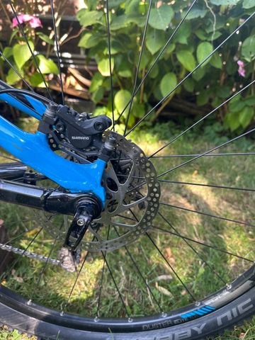 Trek Fuel EX 7 29 2018 2018 Mountainbike usato, Nero — immagine 2 di 17