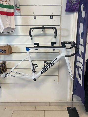 Gebrauchtes BMC TEAMMACHINE SLR01 Frameset 2022 Road & Gravel, Weiß — Bild 1 von 10