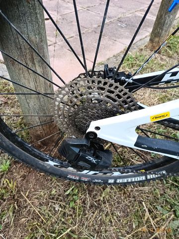 Used Ibis Cycles Custom WheelTop EDS 2016 Mountainbike, White, 27.5 (650B) — image 2 of 15
