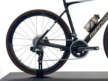 Megamo RAISE 00 AXS 2025 2025 Road & Gravel usato, Grigio chiaro — immagine 3 di 14
