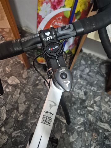 Used Pinarello Gan Shimano Ultegra 2016 Road & Gravel, White — image 6 of 7