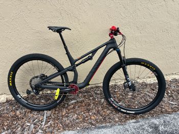 Used Canyon Neuron CF 8 — US 2021 2021 MTB