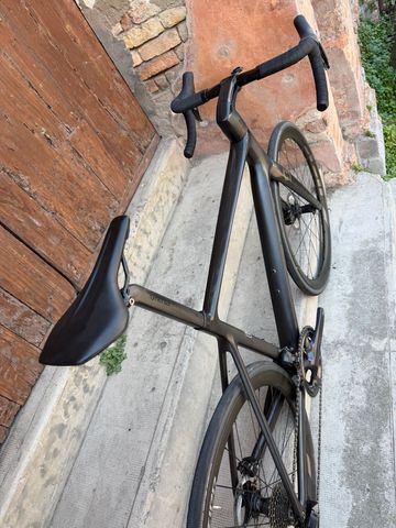Używany Scott Addict RC 15 2023 2023 Road & Gravel — zdjęcie 14 z 19