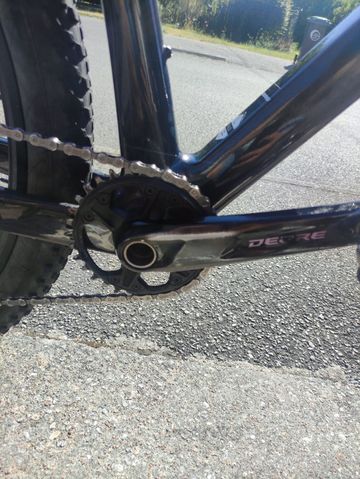 Adris Custom Shimano Deore 2024 Mountainbike de segunda mano, Rojo — imagen 5 de 10