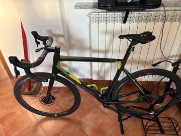 Used Colnago V3-RS Disc Frameset 2020 2020 Road & Gravel, Black — image 4 of 5