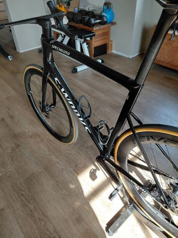 Tweedehands Sworks sl8 Custom Shimano Dura Ace Di2 2025 Road & Gravel — afbeelding 2 van 12