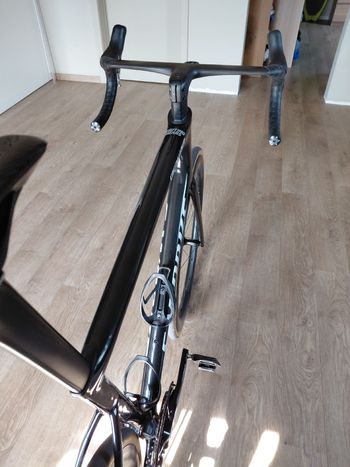 Tweedehands Sworks sl8 Custom Shimano Dura Ace Di2 2025 Road & Gravel — afbeelding 3 van 12