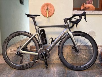 Käytetty Bianchi Oltre RACE 2026 2026 Road & Gravel — kuva 1 / 9