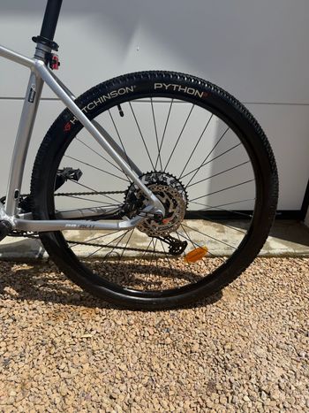 Used Nakamura Custom Shimano Deore 2024 Mountainbike, Light Gray — image 4 of 11