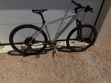 Gebrauchtes Nakamura Custom Shimano Deore 2024 Mountainbike, Hellgrau — Bild 2 von 11
