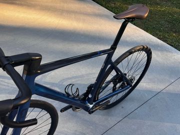 Tweedehands Scott Addict RC 20 2021 2021 Road & Gravel — afbeelding 2 van 11