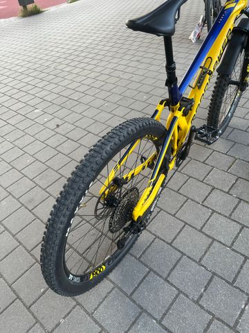 Mondraker Foxy R 2021 2021 Mountainbike de segunda mano, Naranja — imagen 7 de 9