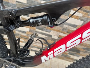 Used Massi Aire Shimano Deore XT 2024 Mountainbike, Red — image 4 of 6
