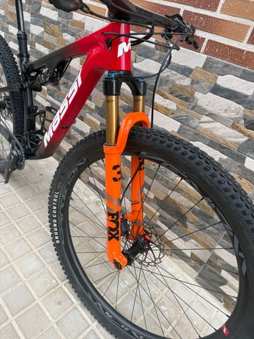 Used Massi Aire Shimano Deore XT 2024 Mountainbike, Red — image 3 of 6