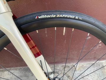 Used Orbea ORCA M30 2024 2024 Road & Gravel, White — image 8 of 11