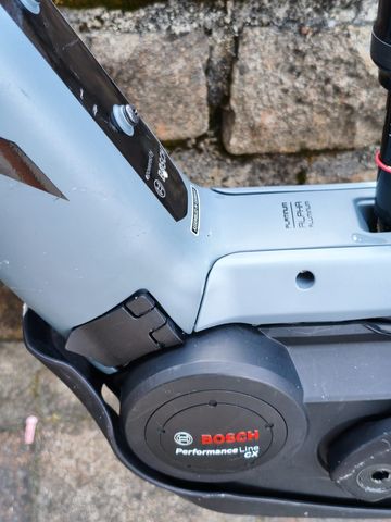 Trek Powerfly FS 4 G2 2020 2020 Mountainbike usato, Grigio chiaro — immagine 7 di 13