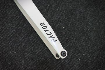 Used Factor OSTRO VAM 2023 Frameset 2023 Road & Gravel, White — image 7 of 9