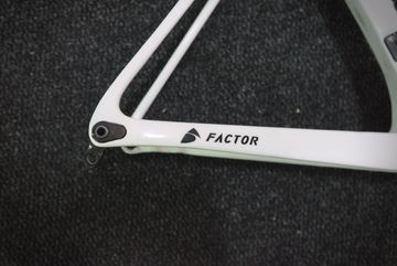 Used Factor OSTRO VAM 2023 Frameset 2023 Road & Gravel, White — image 5 of 9