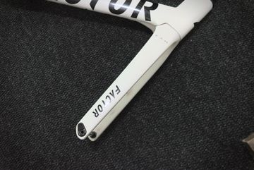 Used Factor OSTRO VAM 2023 Frameset 2023 Road & Gravel, White — image 3 of 9