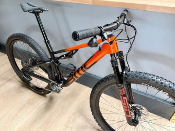 Used BMC Fourstroke 01 ONE 2024 2024 Mountainbike, Orange, 29 — image 3 of 3