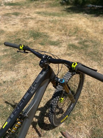Gebrauchtes Intense TRACER ELITE 2019 2019 Mountainbike, Hellgrau, 27.5 — Bild 5 von 9