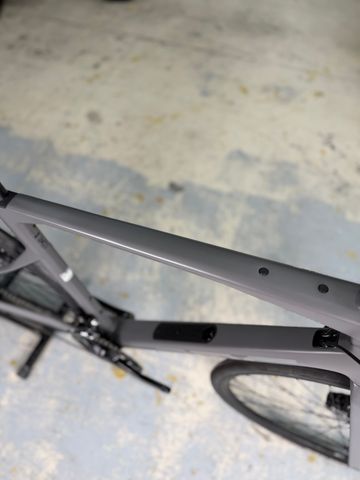 Käytetty BMC Roadmachine FIVE Carbon 2025 Road & Gravel — kuva 12 / 12