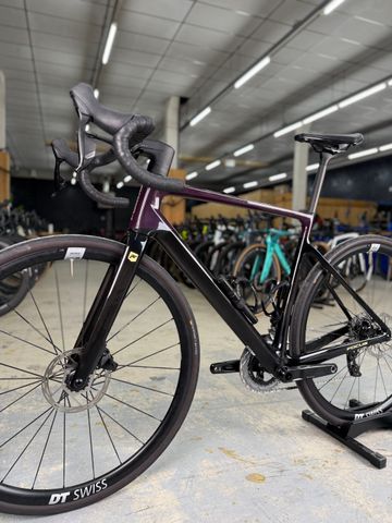 Focus PARALANE 8.8 2024 2024 Road & Gravel d'occasion — image 12 sur 17