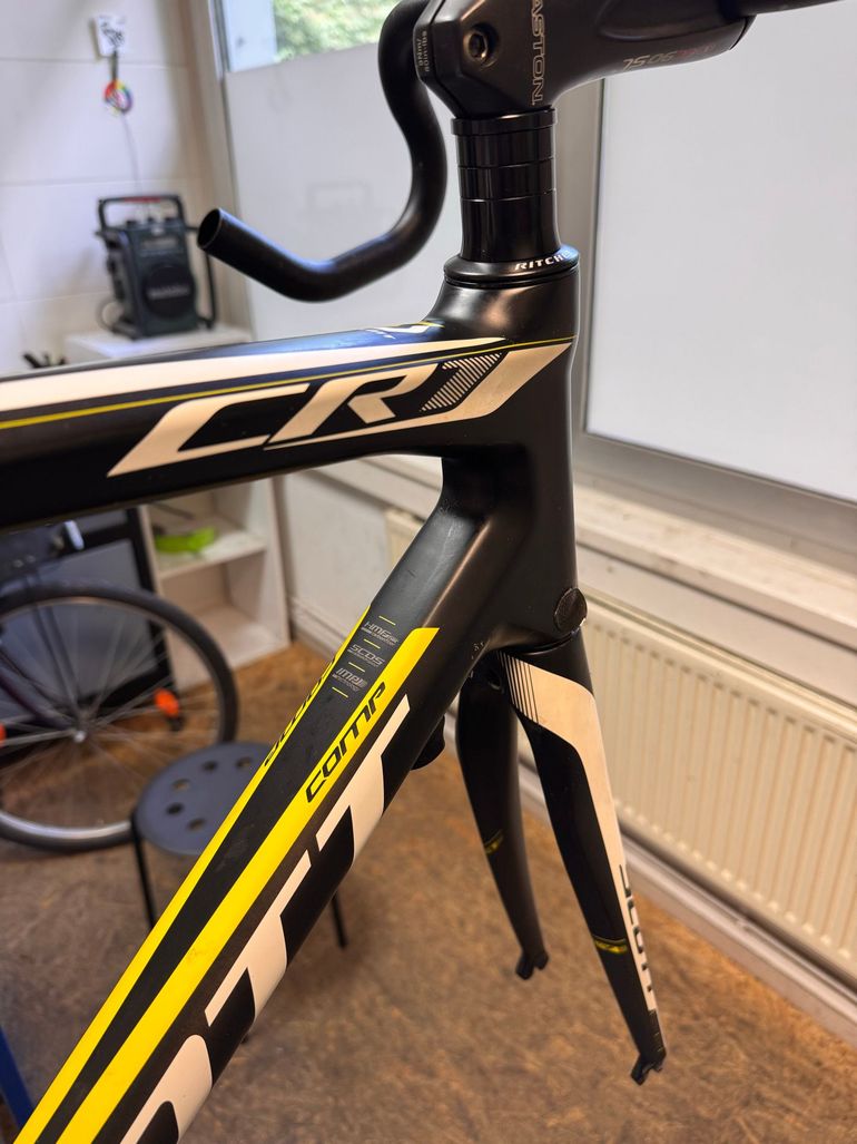 Scott CR1 10 2017 Frameset 2017 Road & Gravel d'occasion — image 2 sur 12