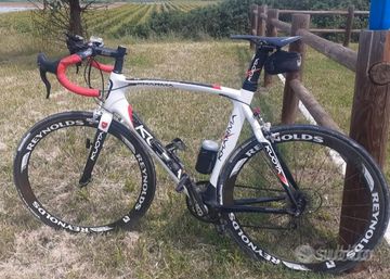 Použité Kuota Kharma Campagnolo Chorus 2019 Road & Gravel