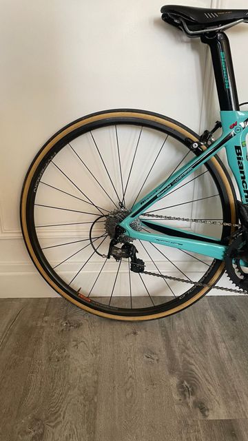 Brugt Bianchi Oltre Campagnolo Chorus 2019 Road & Gravel — billede 3 af 8