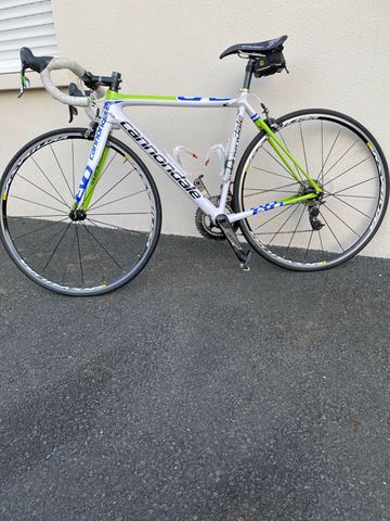 Used Cannondale SuperSix EVO SRAM Red 2012 Road & Gravel, White — image 2 of 5