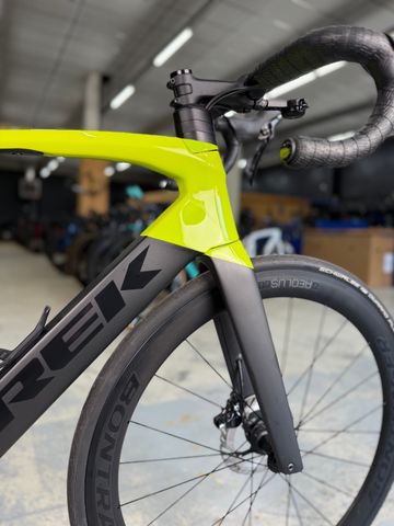 Brugt Trek Madone SL 6 2021 2021 Road & Gravel — billede 8 af 24