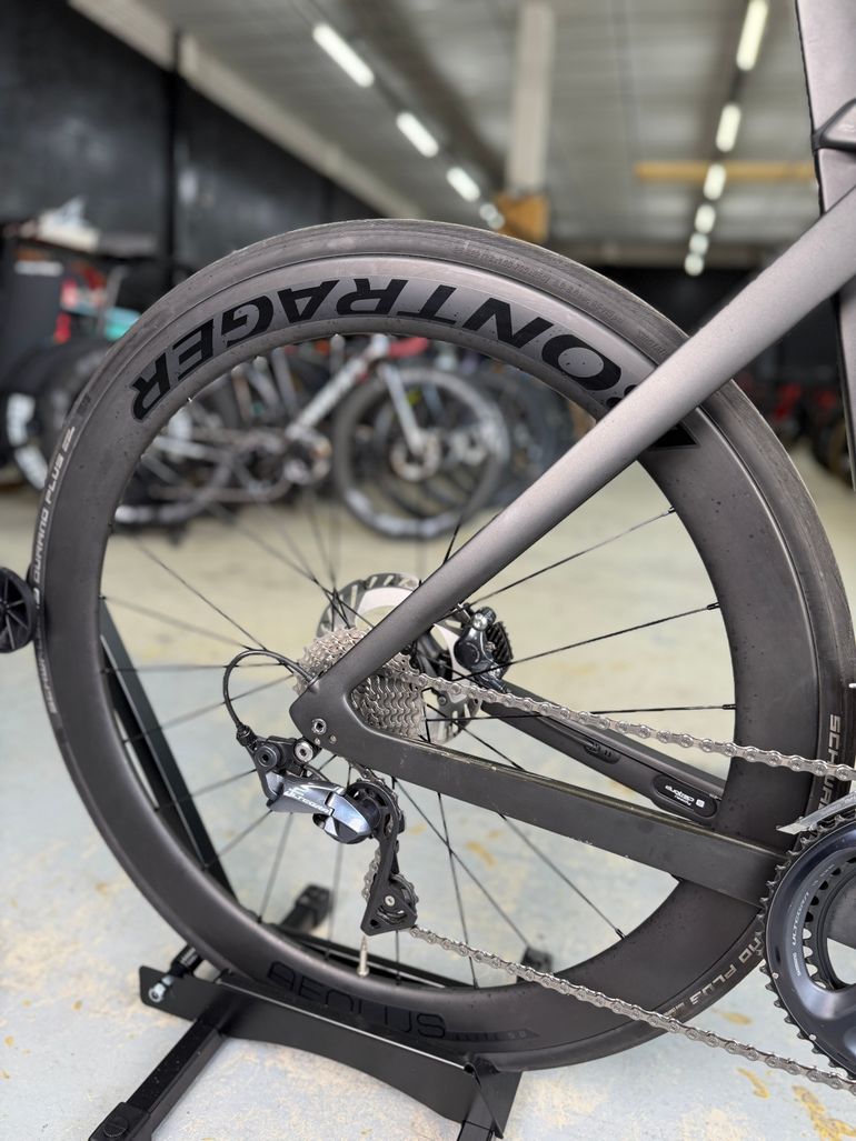 Brugt Trek Madone SL 6 2021 2021 Road & Gravel — billede 10 af 24