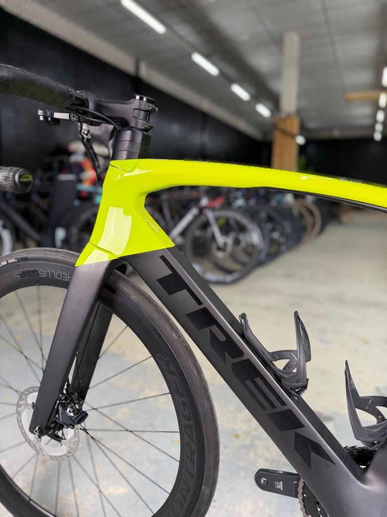 Brugt Trek Madone SL 6 2021 2021 Road & Gravel — billede 21 af 24