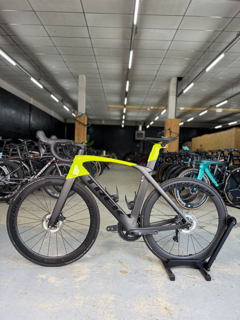 Brugt Trek Madone SL 6 2021 2021 Road & Gravel — billede 17 af 24