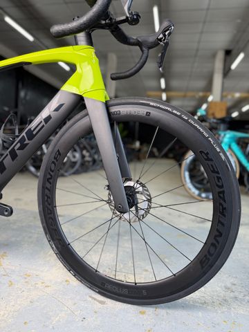 Brugt Trek Madone SL 6 2021 2021 Road & Gravel — billede 3 af 24