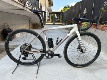 Used Specialized Crux Comp 2026 2026 Road & Gravel, White — image 1 of 18